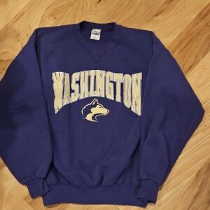 Vintage Washington Purple And Yellow Crew Neck Sweatshirt Size L